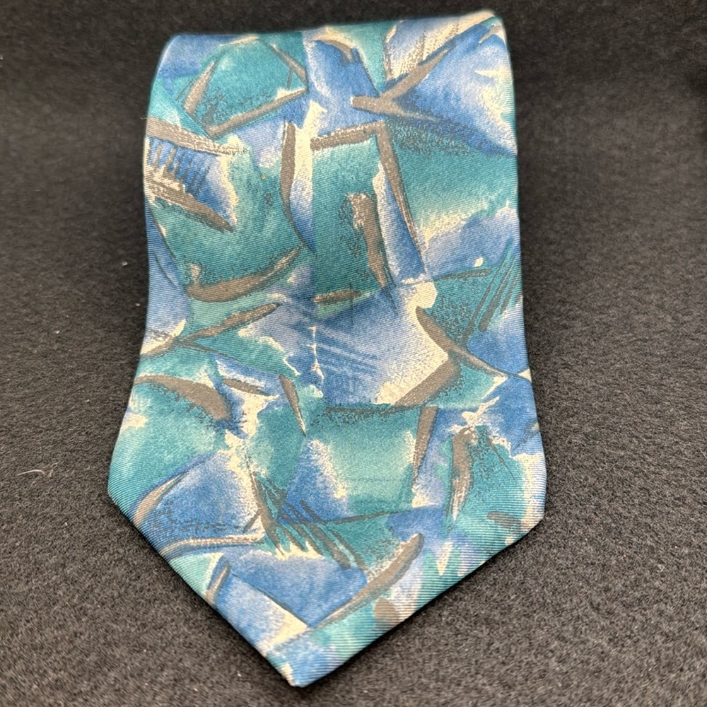 Vintage Geoffrey Beene Silk Tie